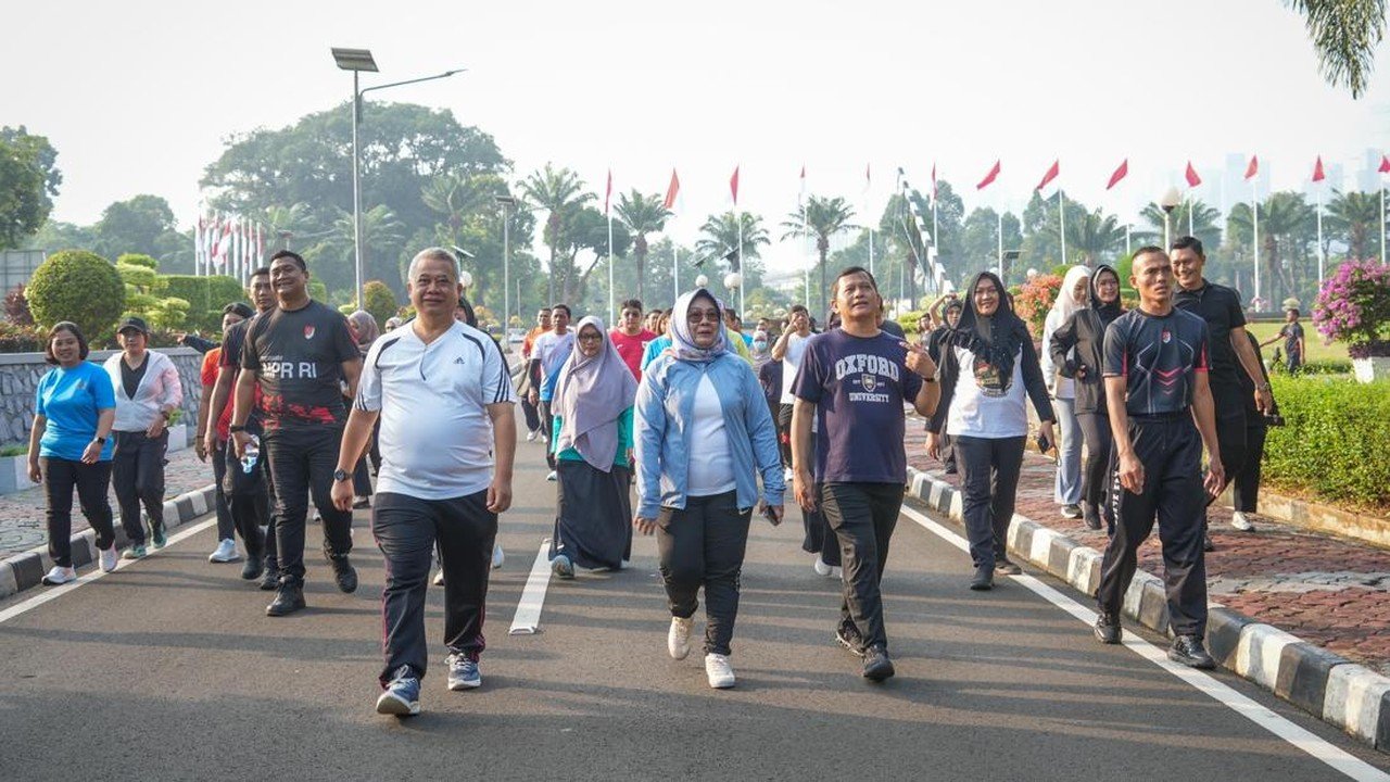 Jalan Sehat Pegawai MPR RI: Siti Fauziah Dorong Budaya Hidup Bugar