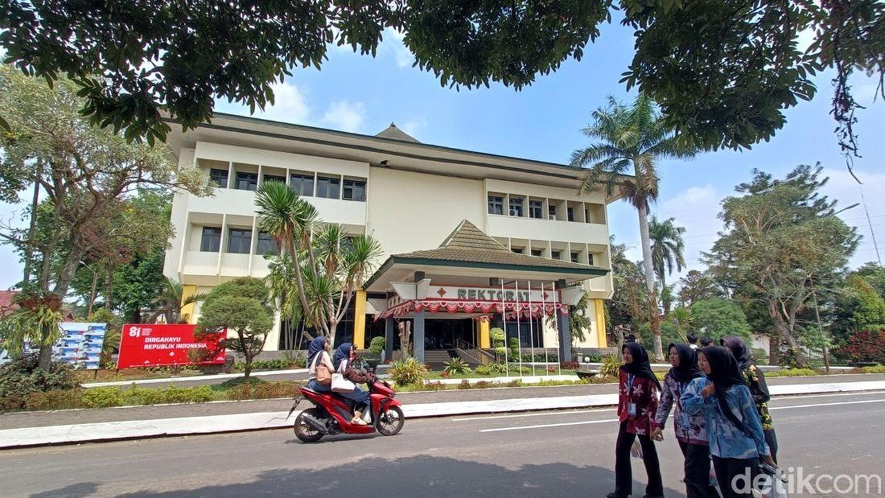 KPK Segel Ruangan Rektor dan Wakil Rektor Unsoed Terkait Dugaan Suap Mahasiswa Baru