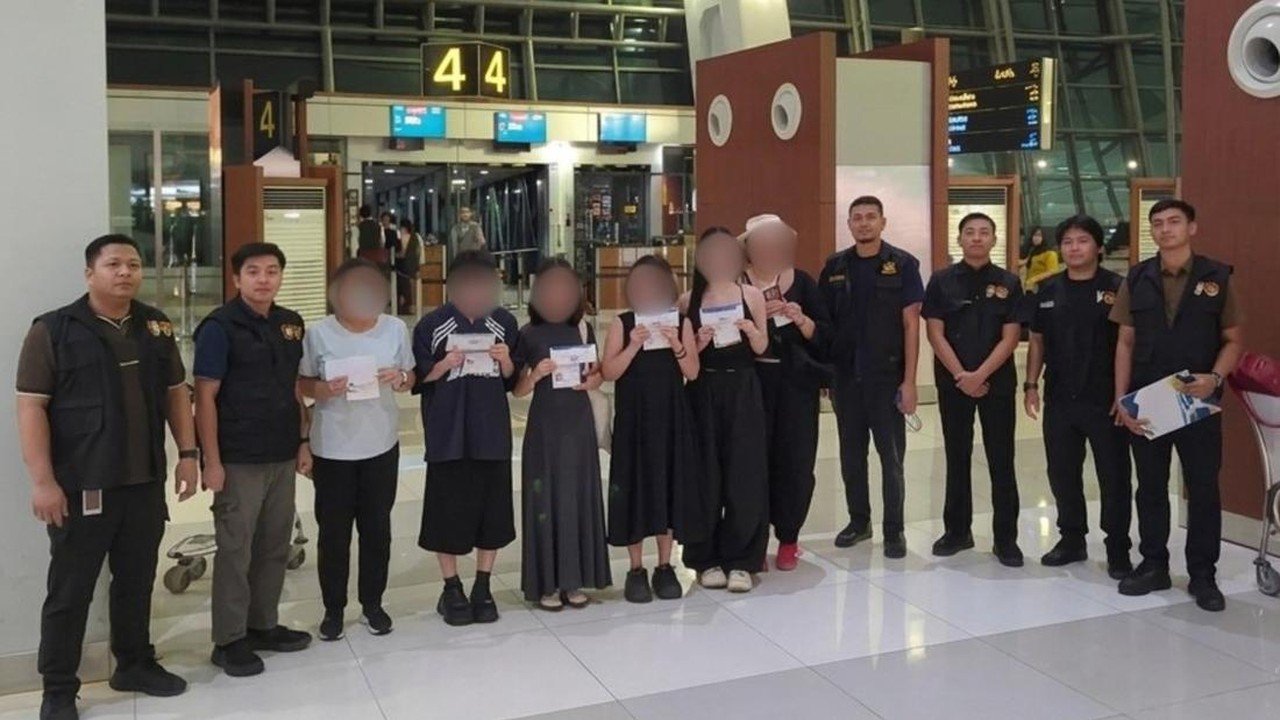 6 WN China Dideportasi dari Tangerang Akibat Ilegal Bisnis dengan Visa Wisata
