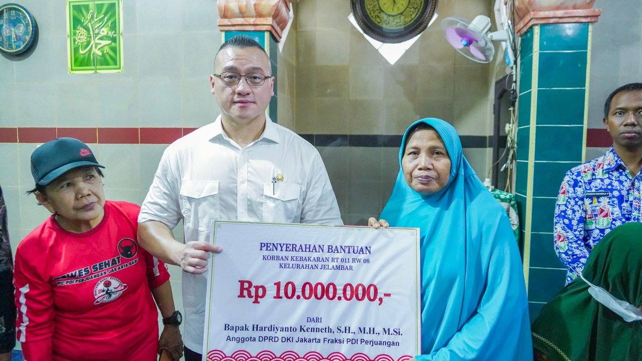 Anggota DPRD DKI Donasikan Gaji untuk Korban Kebakaran Jelambar
