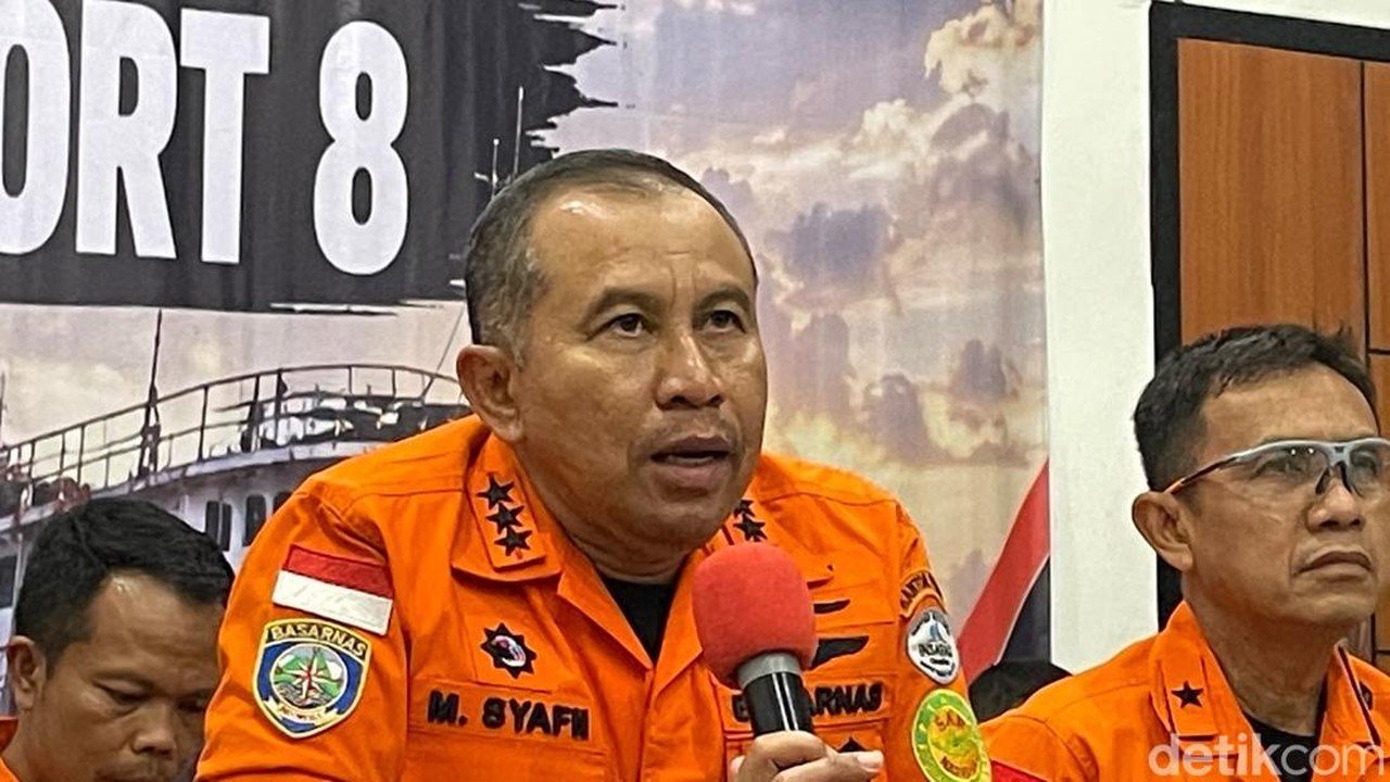 Basarnas Gandeng Ahli Asing untuk Evakuasi Kapal Virgo Transport 8