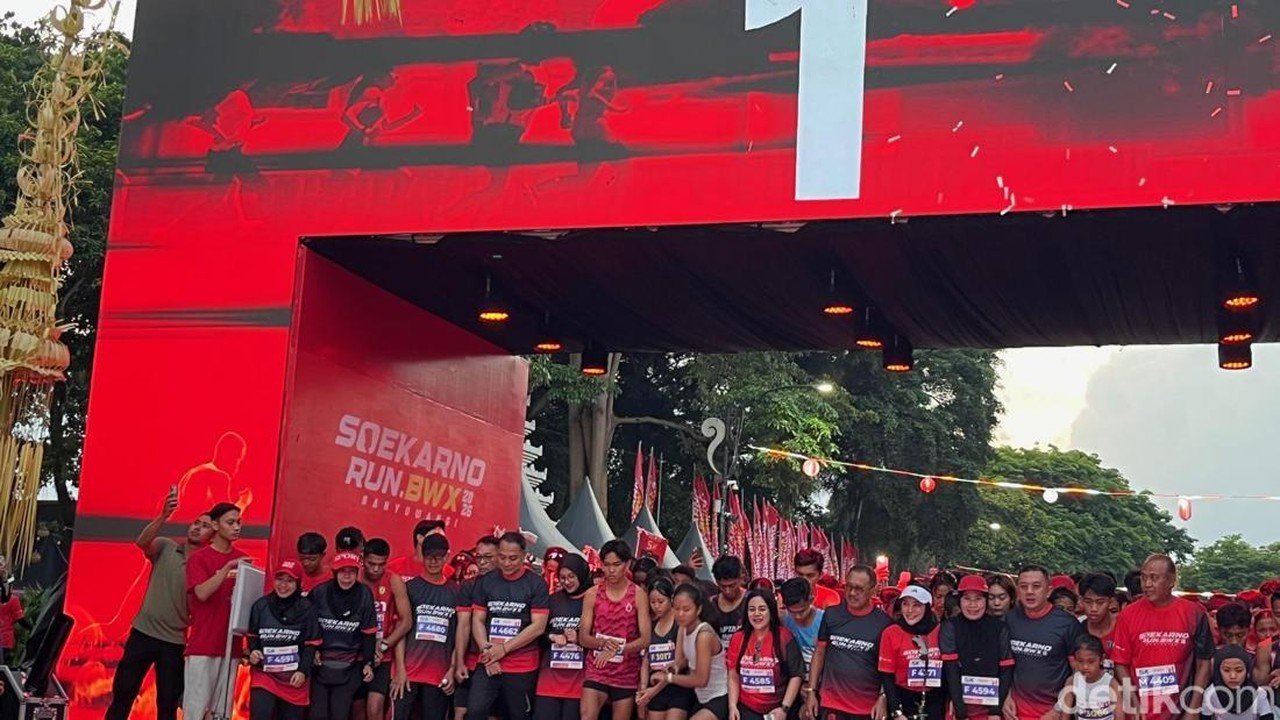 Bupati Banyuwangi dan Walkot Surabaya Beradu Cepat di Soekarno Run BWX 3K