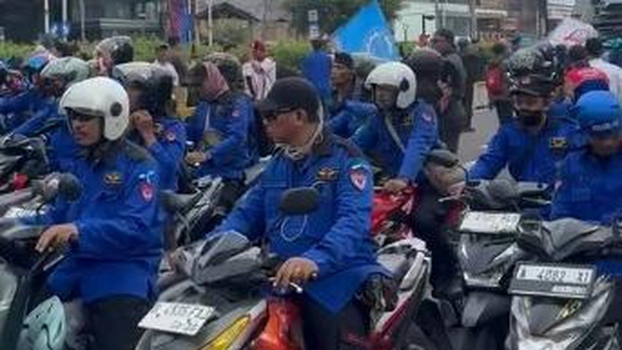 Buruh Akhiri Demo di Sudirman, Tuntut Revisi RUU Ketenagakerjaan