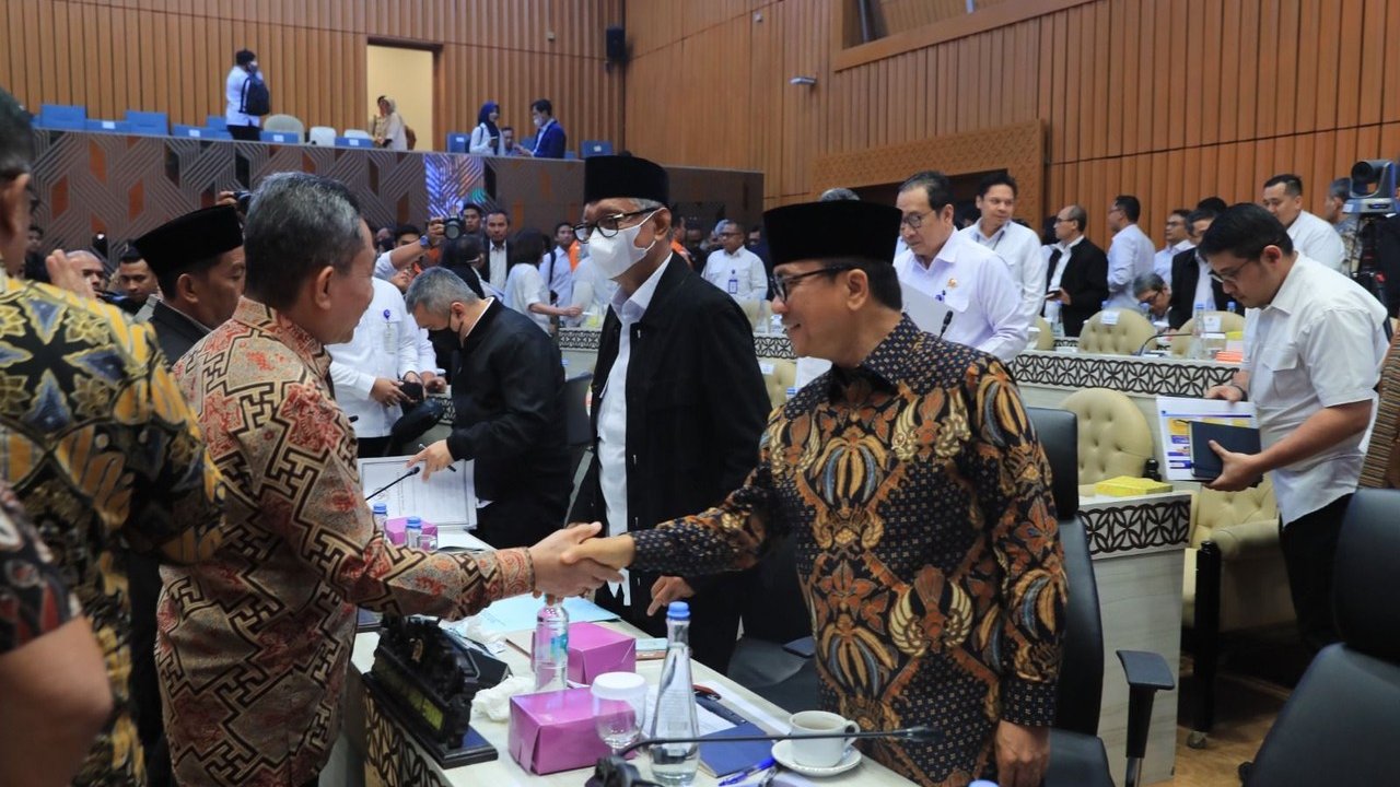DPR Sahkan Anggaran Rp 2,785 Triliun untuk Kemendes PDT di 2027