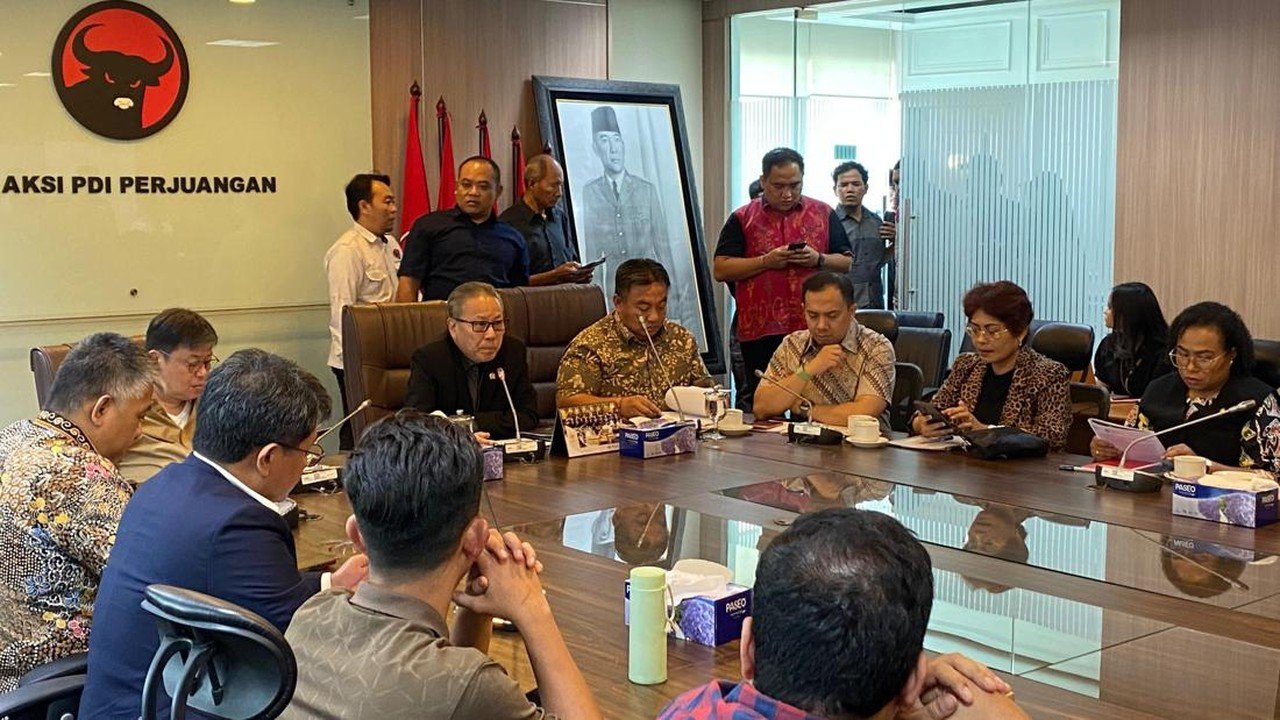 Fraksi PDIP Terima Aspirasi WALHI dan Petani Terkait Masalah Lingkungan