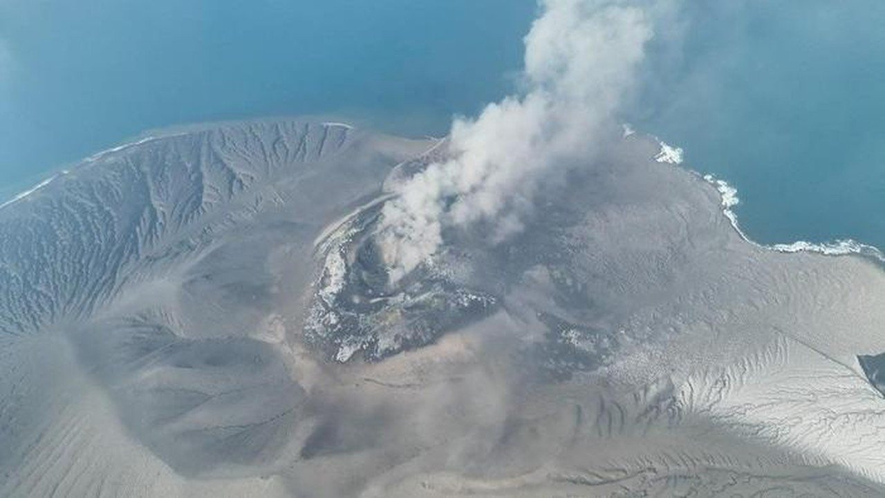 Gunung Anak Krakatau Meluas, Lampaui Ukuran Sebelum Erupsi 2018