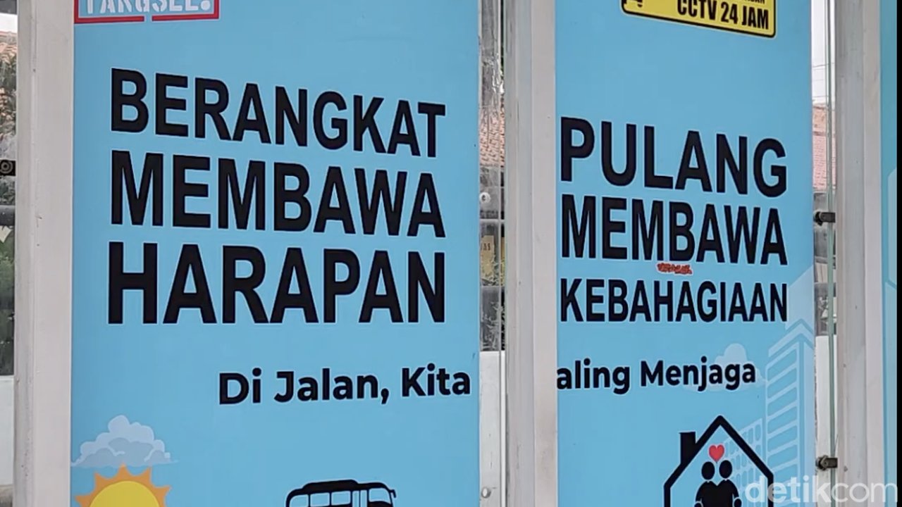 Halte Legoso Berganti Wajah, Stiker "Mending Naik Ojek Online" Tak Lagi Terpampang