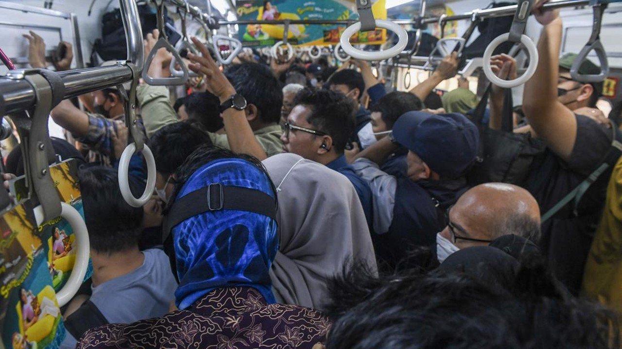 Headway KRL Green Line Dipersingkat Jadi 4-5 Menit Antisipasi Lonjakan Penumpang