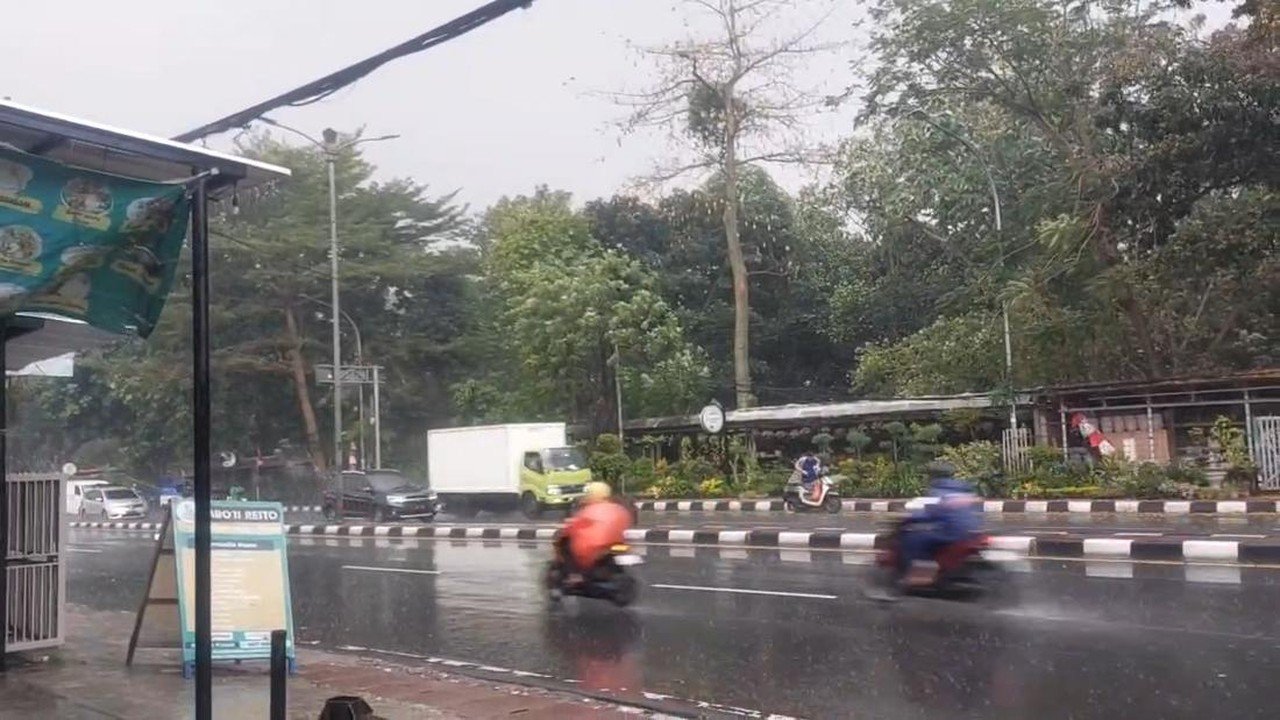 Hujan Turun di Bogor Setelah Salat Istisqa, BPBD Sebut Kekurangan Air Bersih Meluas