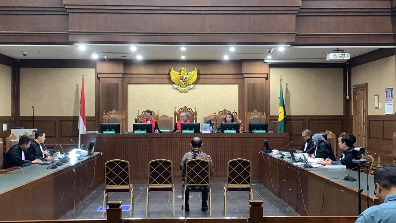 Isi Percakapan WA Terdakwa Bea Cukai Ungkap Instruksi "Sembunyi Dulu" dan Ancaman "Komandan Ditarget"