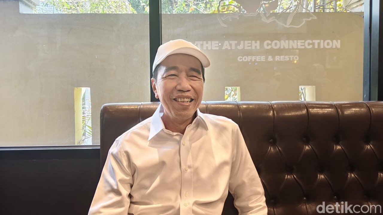 Jokowi Buka Suara soal Gugatan Syarat Pendidikan Gibran ke MK