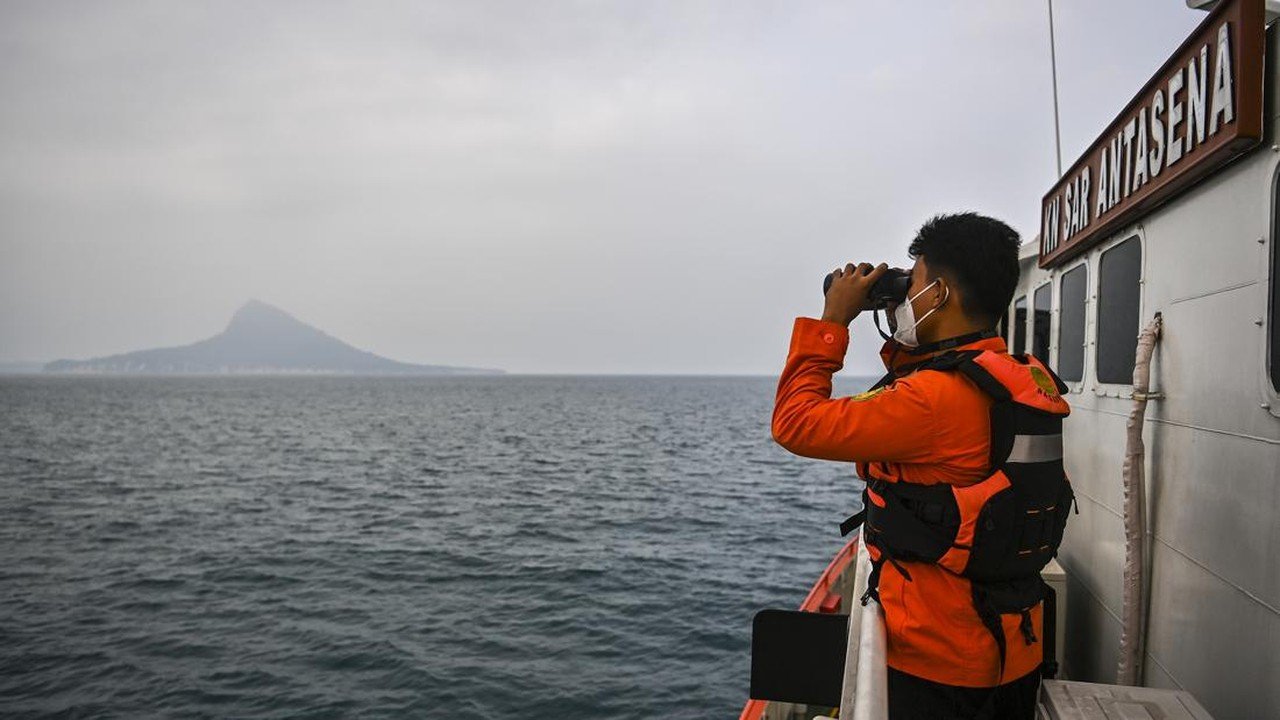 Jurnalis Hilang di Selat Sunda, Istri Berharap Pencarian Dilanjutkan