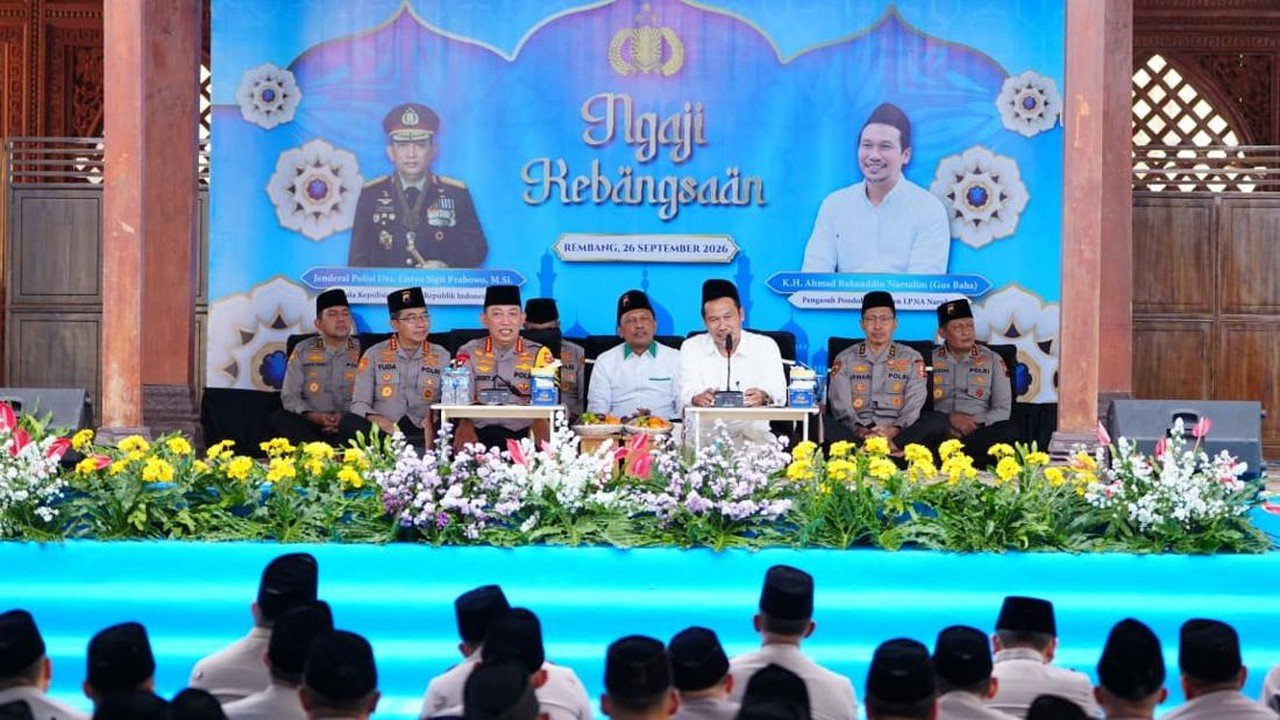 Kapolri dan Gus Baha Ingatkan Pentingnya Persatuan untuk Kemajuan Indonesia