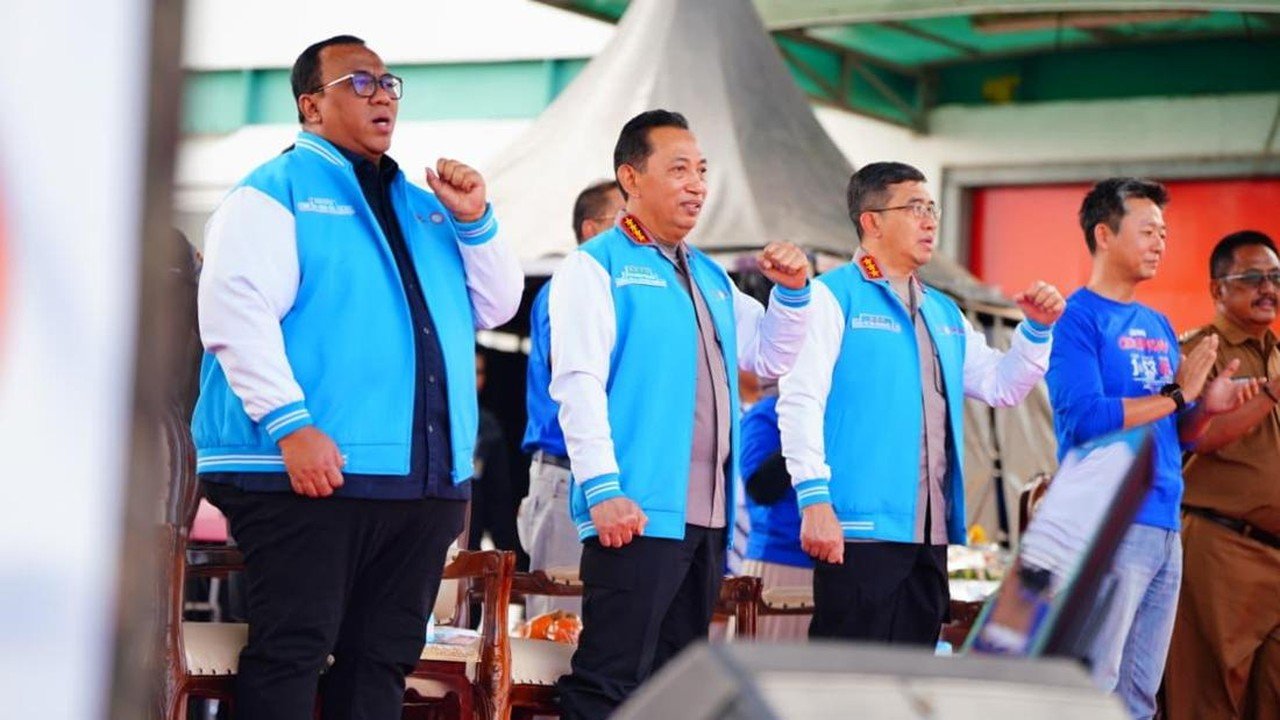 Kapolri Imbau Buruh Perjuangkan Hak Lewat Cara Damai dan Tertib