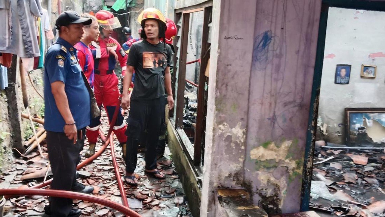 Kebakaran di Bogor Selatan, 6 Rumah Hangus dan 8 Warga Dilarikan ke RS