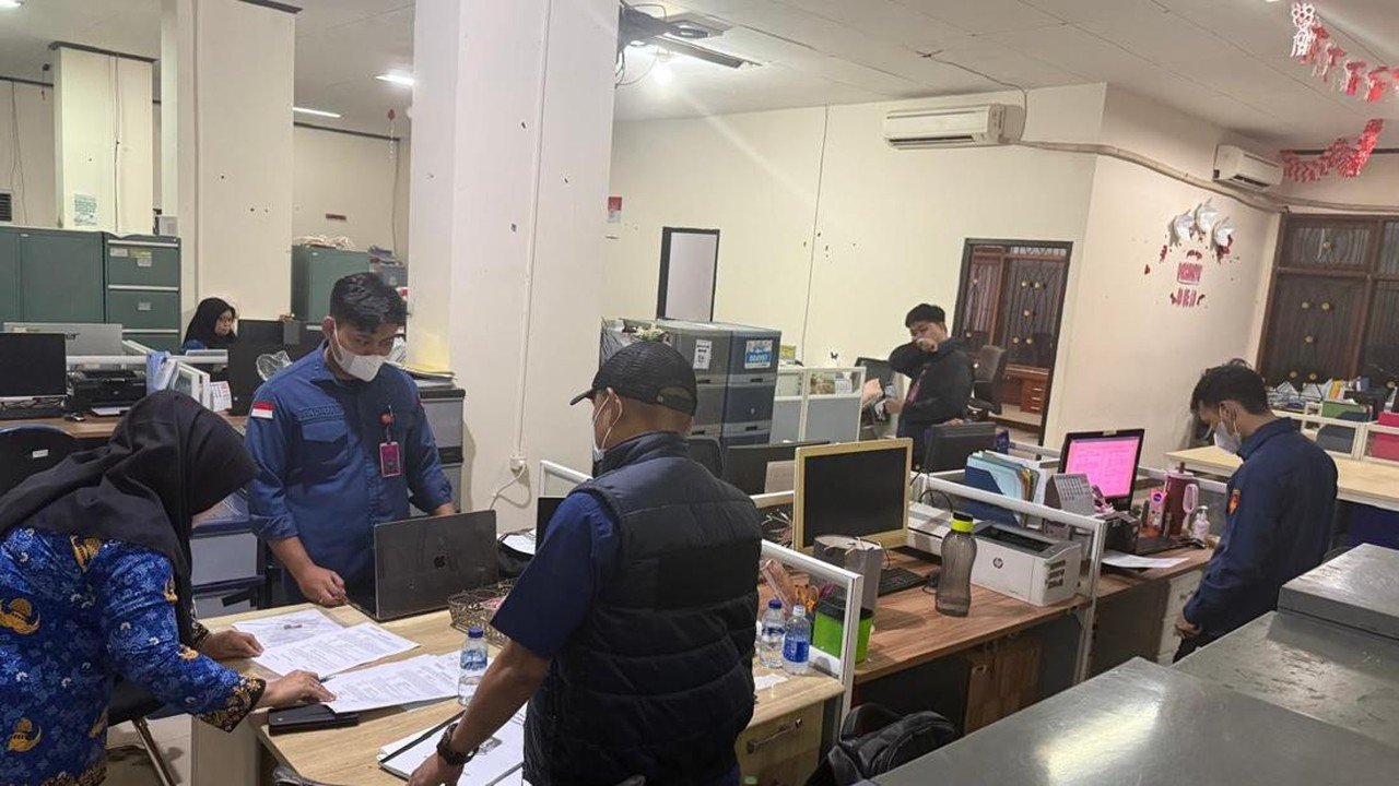 Kejagung Geledah Kantor Sekda Bekasi Terkait Korupsi BUMD Migas Senilai Rp 2 Triliun