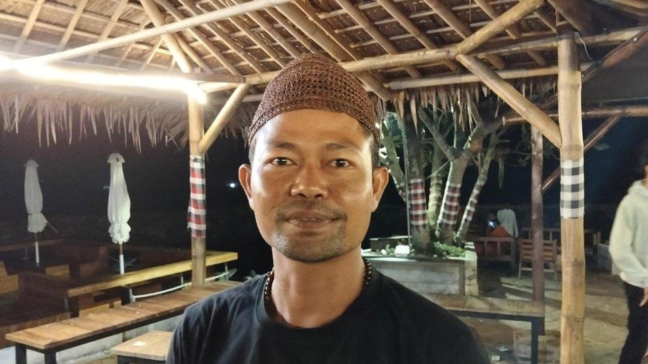 Keluarga ABK Sukarman Harap Kabar Baik Pasca Hilang di Dekat Anak Krakatau