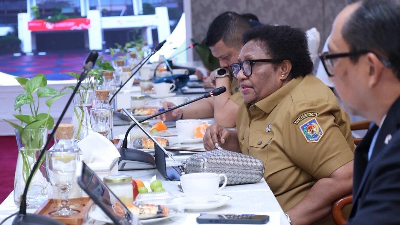 Kemendagri Siap Kawal Pengalihan Tata Kelola Guru PPPK ke Pusat