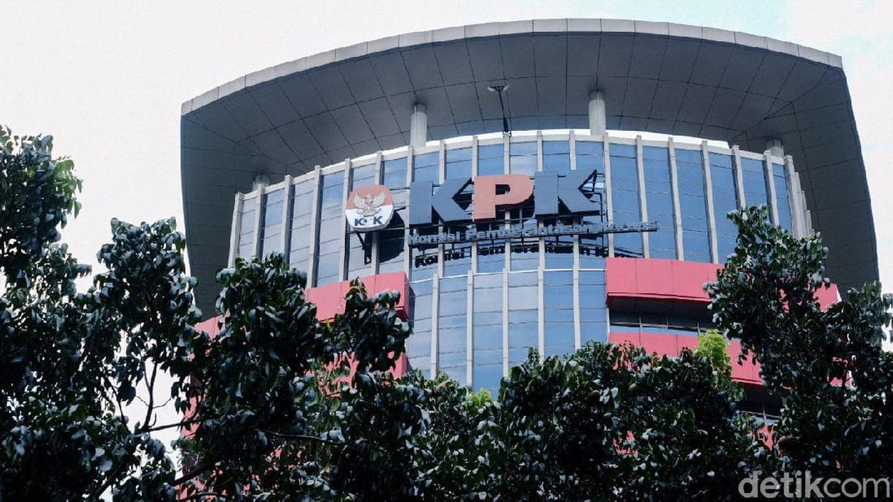KPK Geledah BPN Mojokerto, Kepala Kantor Diduga Istri Tersangka Suap HGB