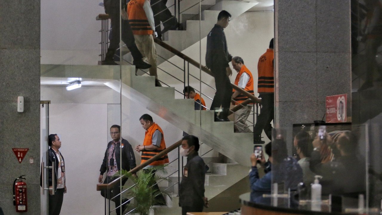 KPK Geledah BPN Mojokerto, Temukan Kepala Kantor Ternyata Istri Tersangka Dirjen ATR