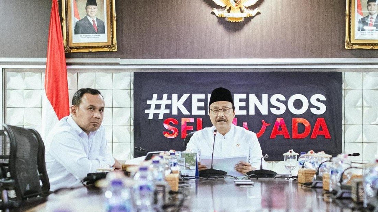 Luhut dan Gus Ipul Perluas Agen Perlinsos untuk Akses Bansos Digital