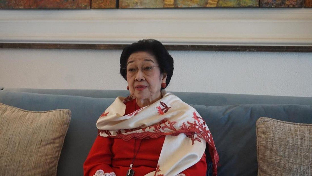 Megawati Pantau Kondisi Adik, Guruh Soekarnoputra Dirawat Intensif