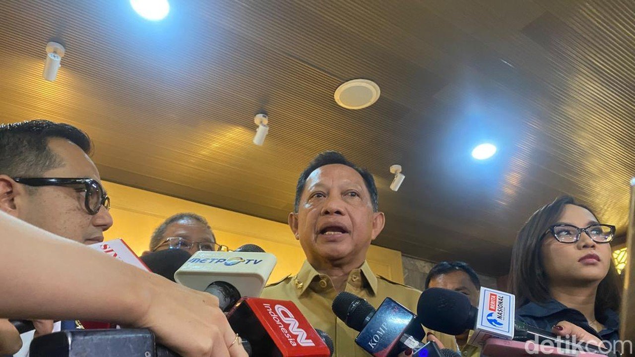 Mendagri Mediasi Konflik Tapteng: Eksekutif dan Legislatif Diminta Bersatu Hadapi Bencana