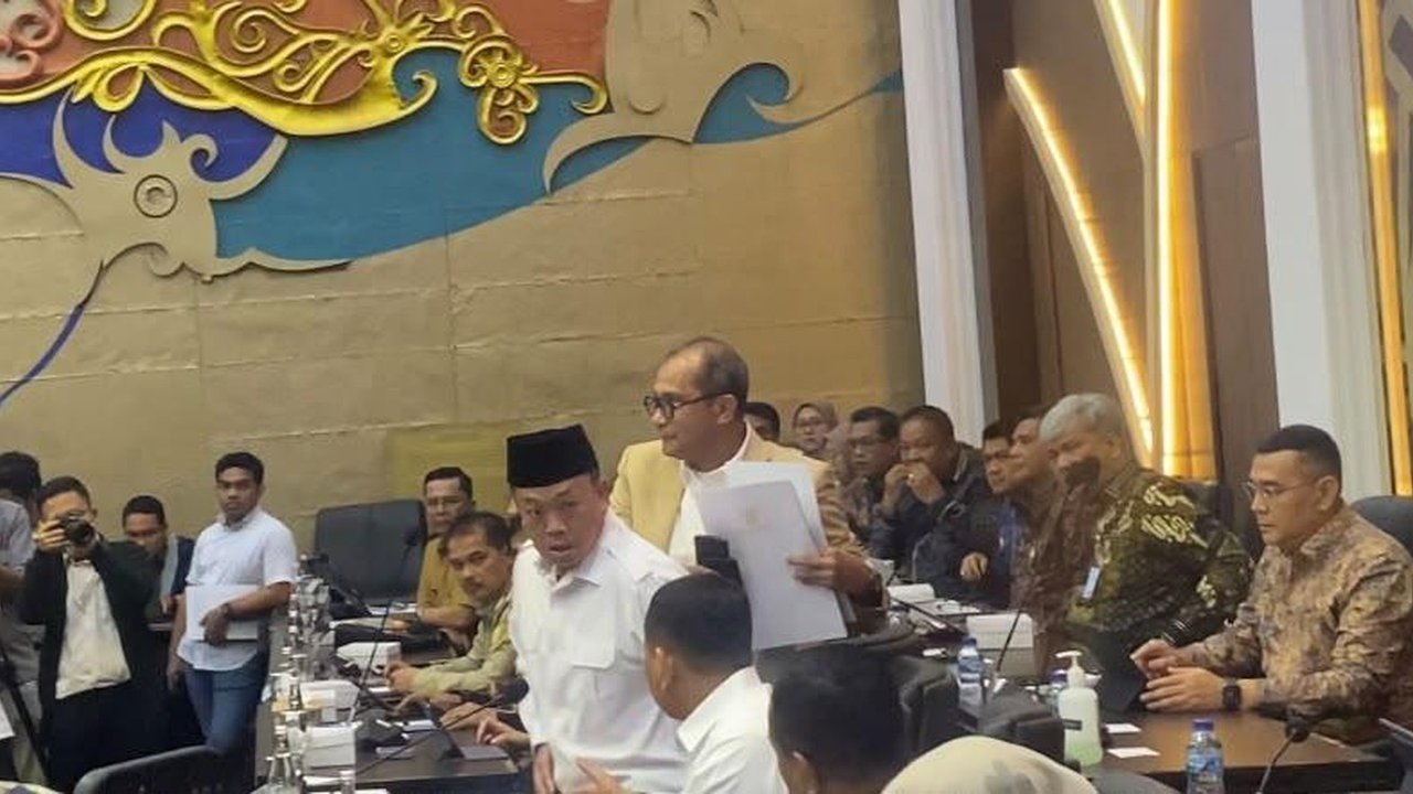 Nusron Wahid Ungkap Alasan Mundur dari Kepengurusan Golkar, Arahkan Pertanyaan ke Bahlil Lahadalia
