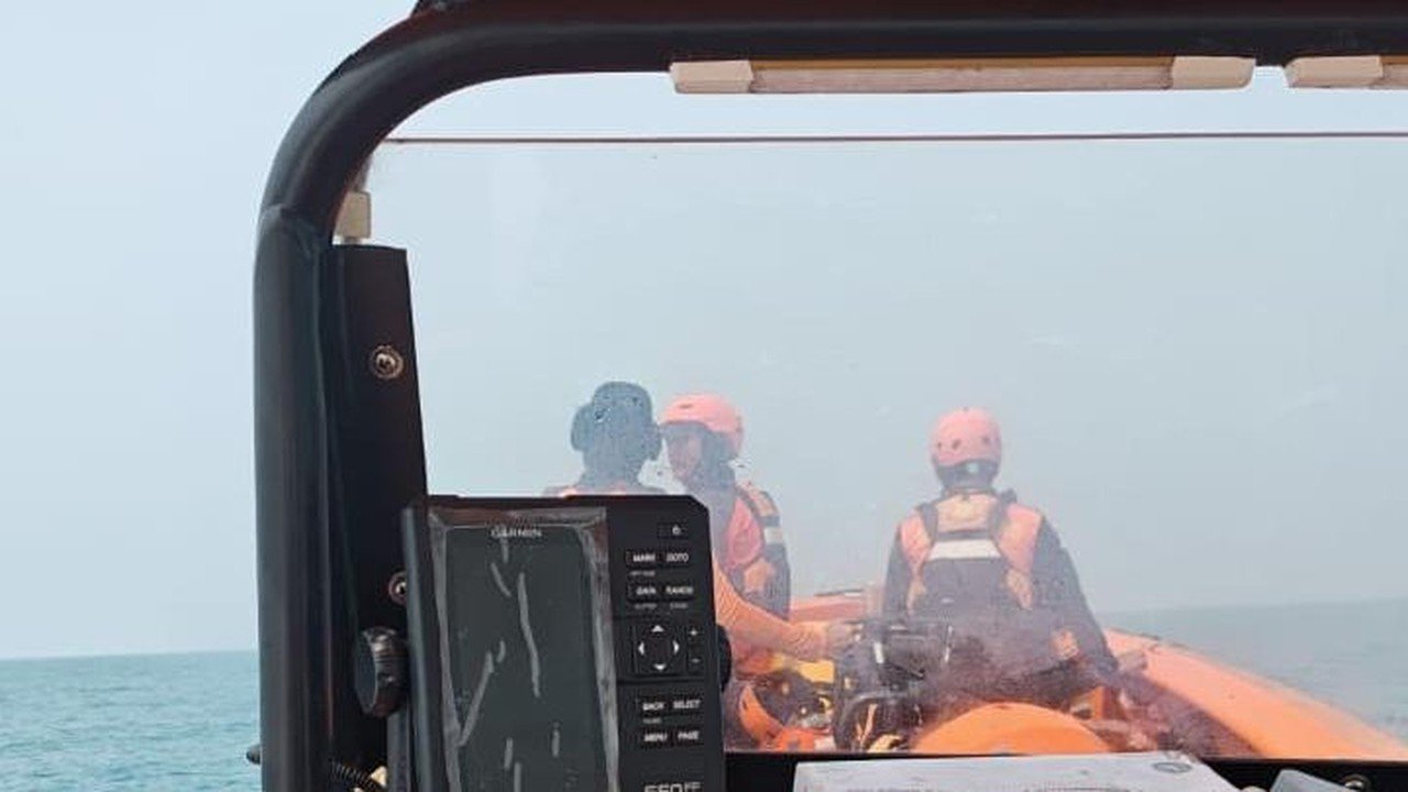 Operasi SAR Jurnalis di Dekat Anak Krakatau Terkendala Kabut