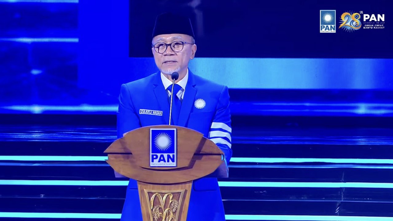 PAN Tegaskan Dukungan Sekolah Rakyat, Zulhas: Anak Muda Harus Jadi Pelaku Perubahan Dunia