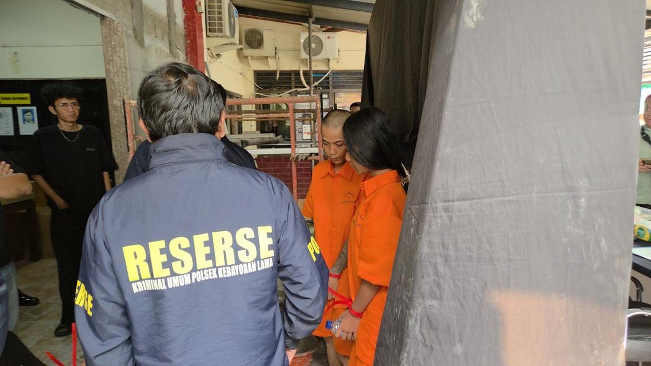 Pasutri Spesialis Curanmor Dibekuk, Modus Balita untuk Elus Dada Warga