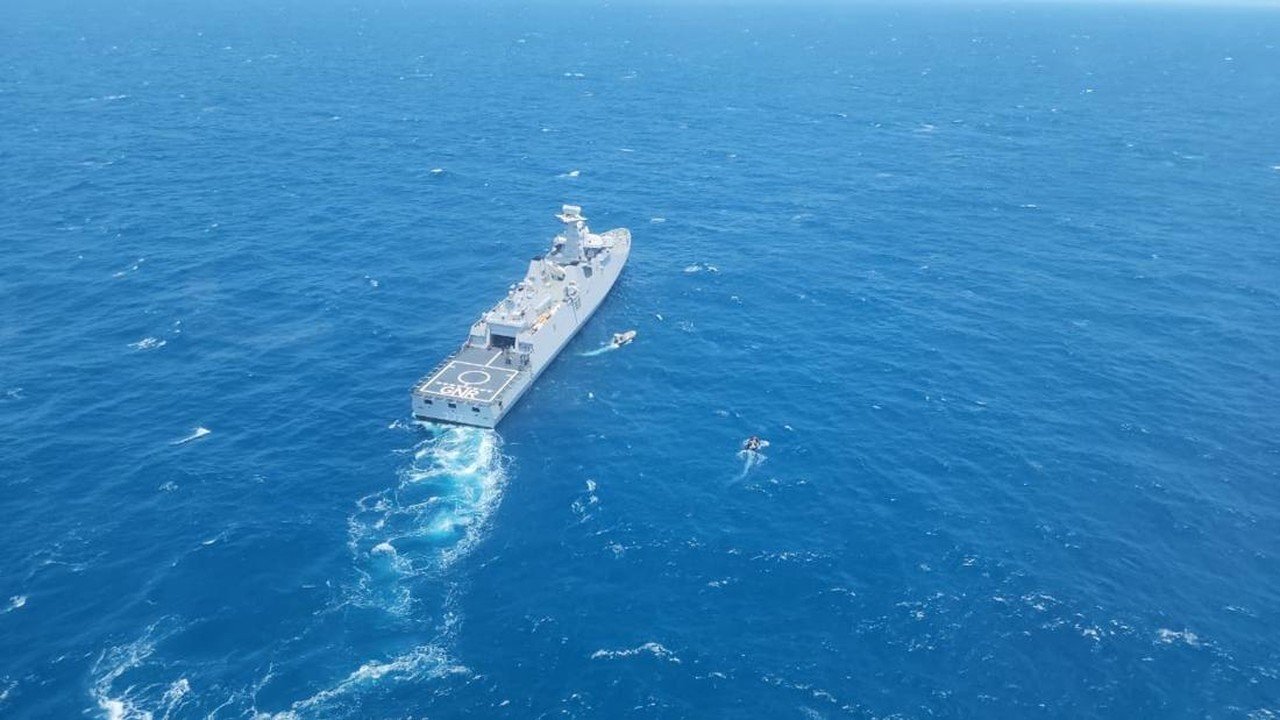 Penyelam Berpacu dengan Waktu Cari Korban KM Virgo di Kedalaman 29 Meter Laut Jawa