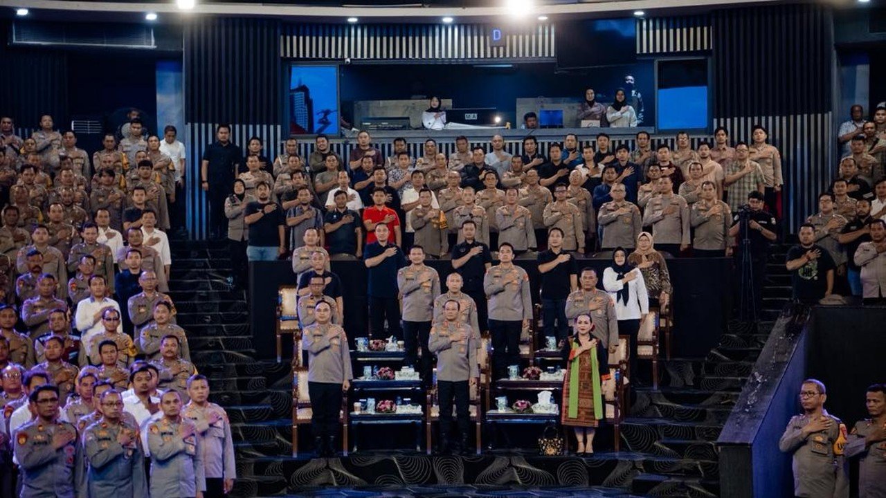 Polda Metro Jaya Luncurkan Program 'Bapak Asuh' untuk Dekatkan Polisi dan Pelajar