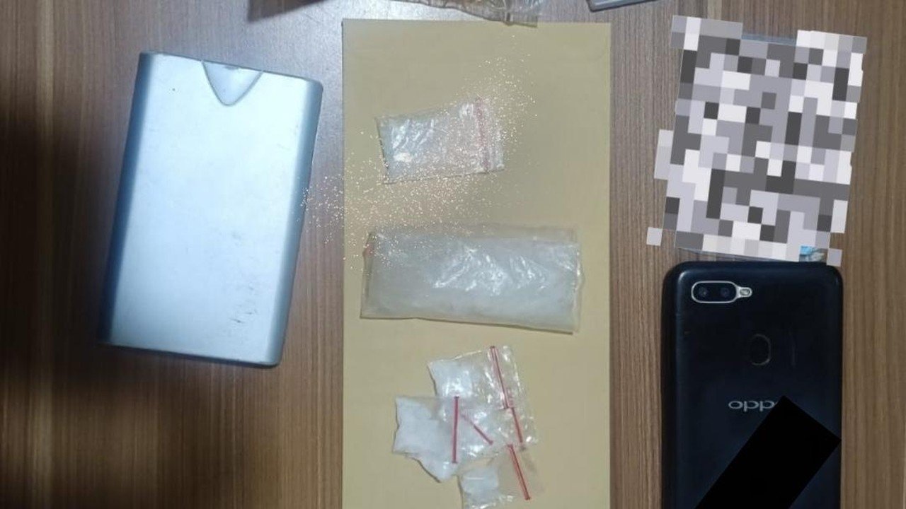 Polisi Bekasi Sita Ratusan Gram Sabu dan Ekstasi dari Dua Pengedar