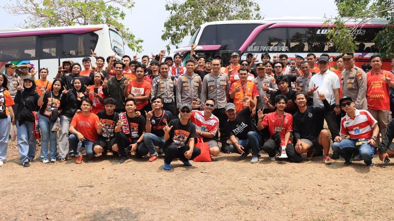 Polisi Kawal Ribuan The Jakmania ke GBK, Ingatkan Jaga Ketertiban Laga Persija vs Persib