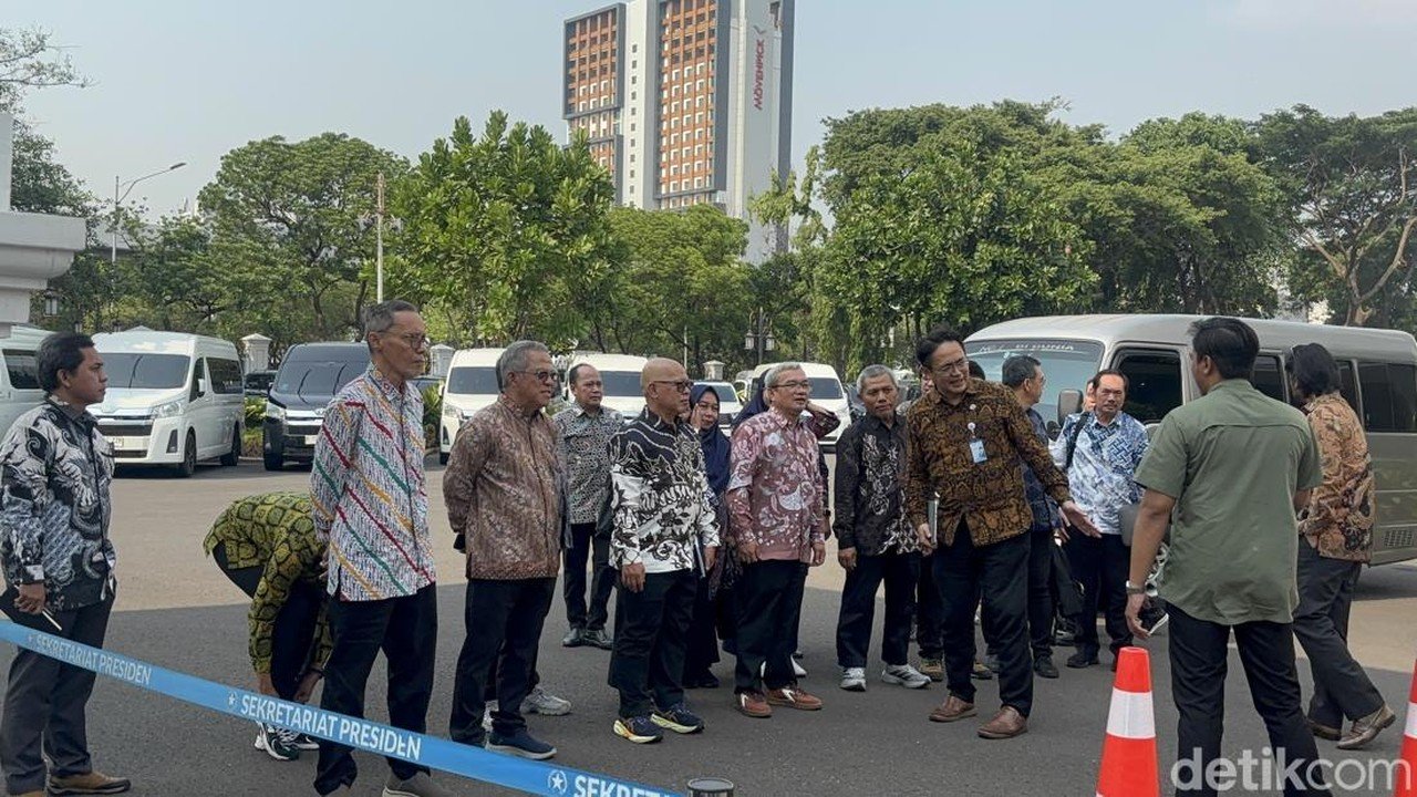 Prabowo Panggil Pakar BRIN dan Akademisi Bahas Penanganan Lahan Gambut