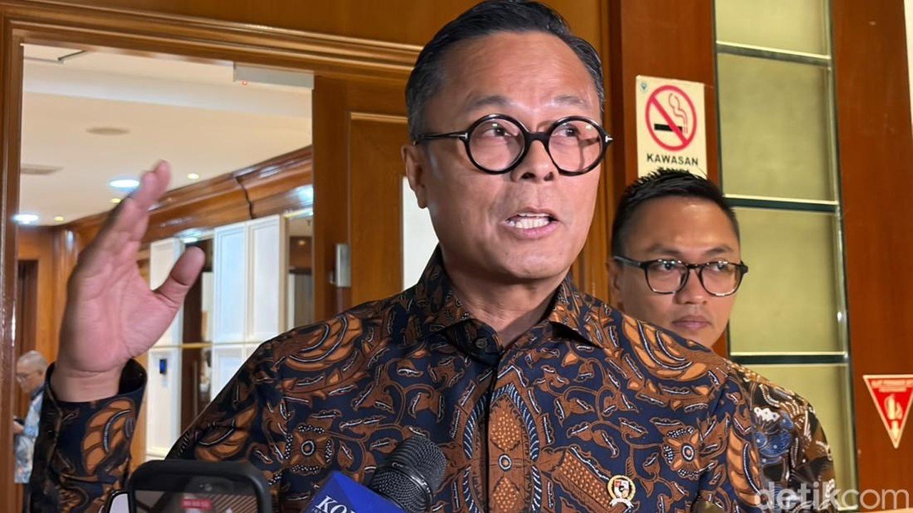 Prabowo Perintahkan BPI Danantara Kaji Dukungan Pembangunan LRT Jakarta