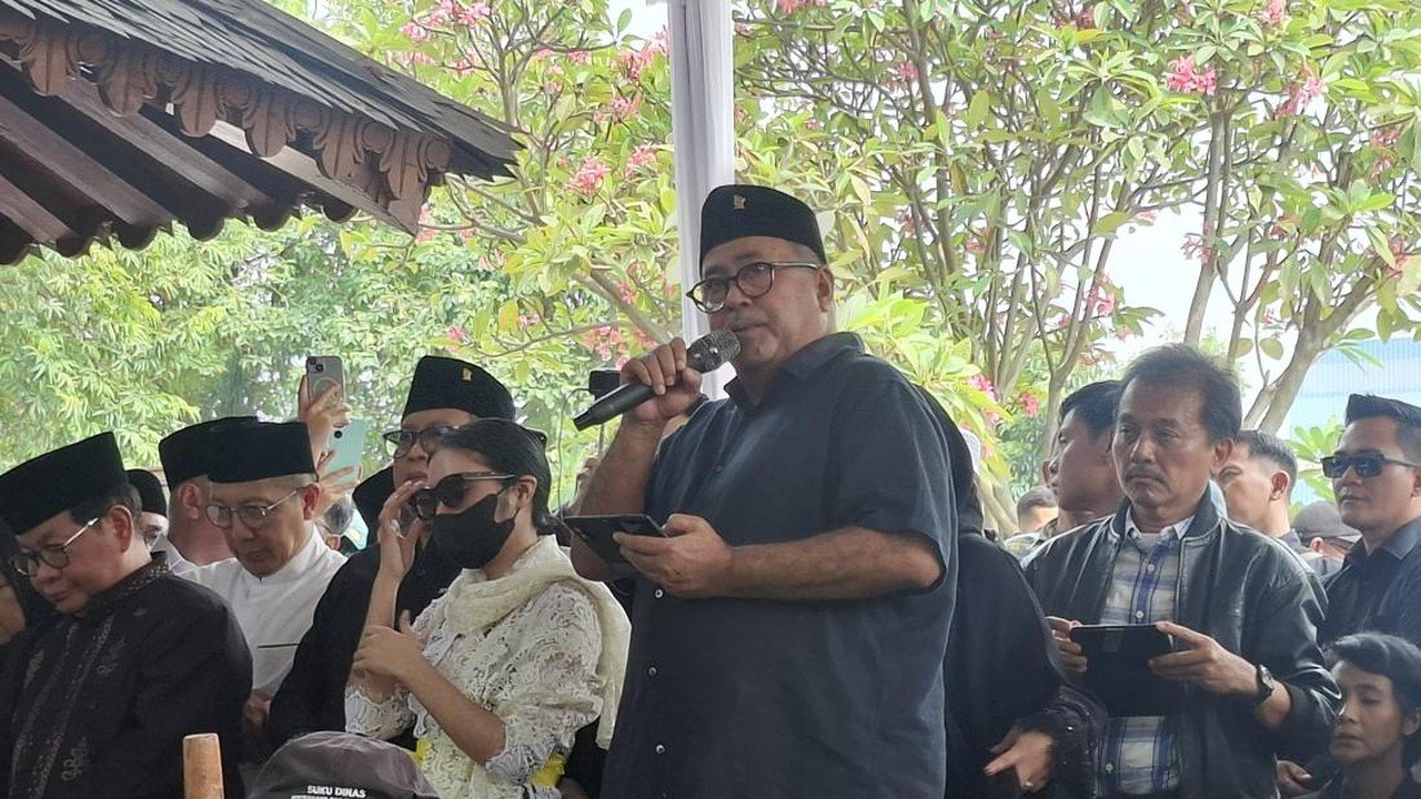 Rano Karno Berduka: Indonesia Kehilangan Maestro Budaya Sejati