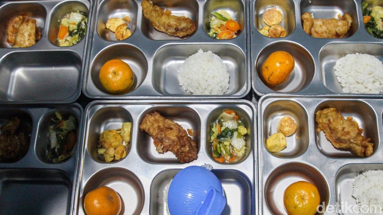 Ratusan Warga Keracunan Makanan Bergizi Gratis, Kepala SPPG Batang Dicopot