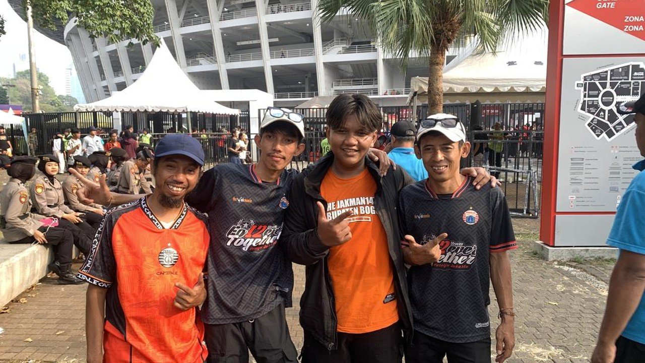 Ribuan Jakmania Bogor Penuhi GBK Demi Dukung Persija Jakarta