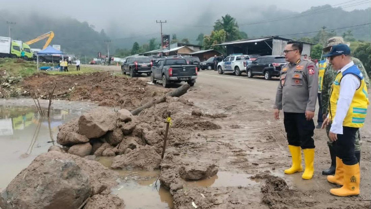 Solok Pulihkan Akses Jalan dan Aliran Sungai Pasca-Banjir