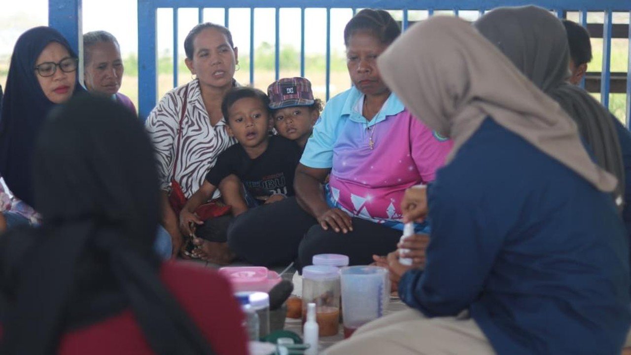 TEP UI Ubah Biji Pala Jadi Hand Sanitizer untuk Warga Papua Barat