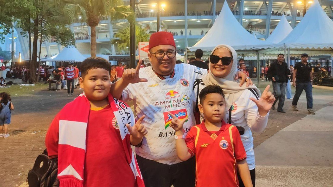 The Jakmania Bersukacita Usai Persija Raih Kemenangan Dramatis atas Persib