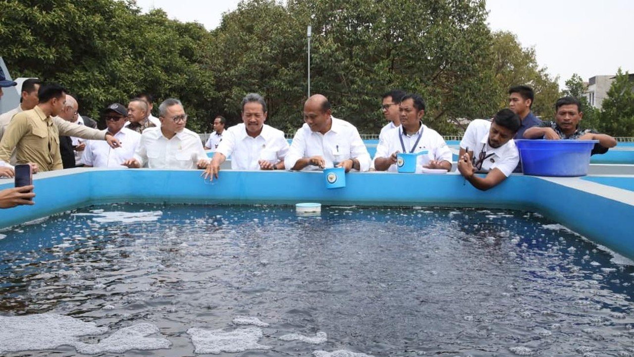 Zulhas Targetkan 40.000 Budidaya Ikan Tematik, Tekankan Ekosistem Berkelanjutan