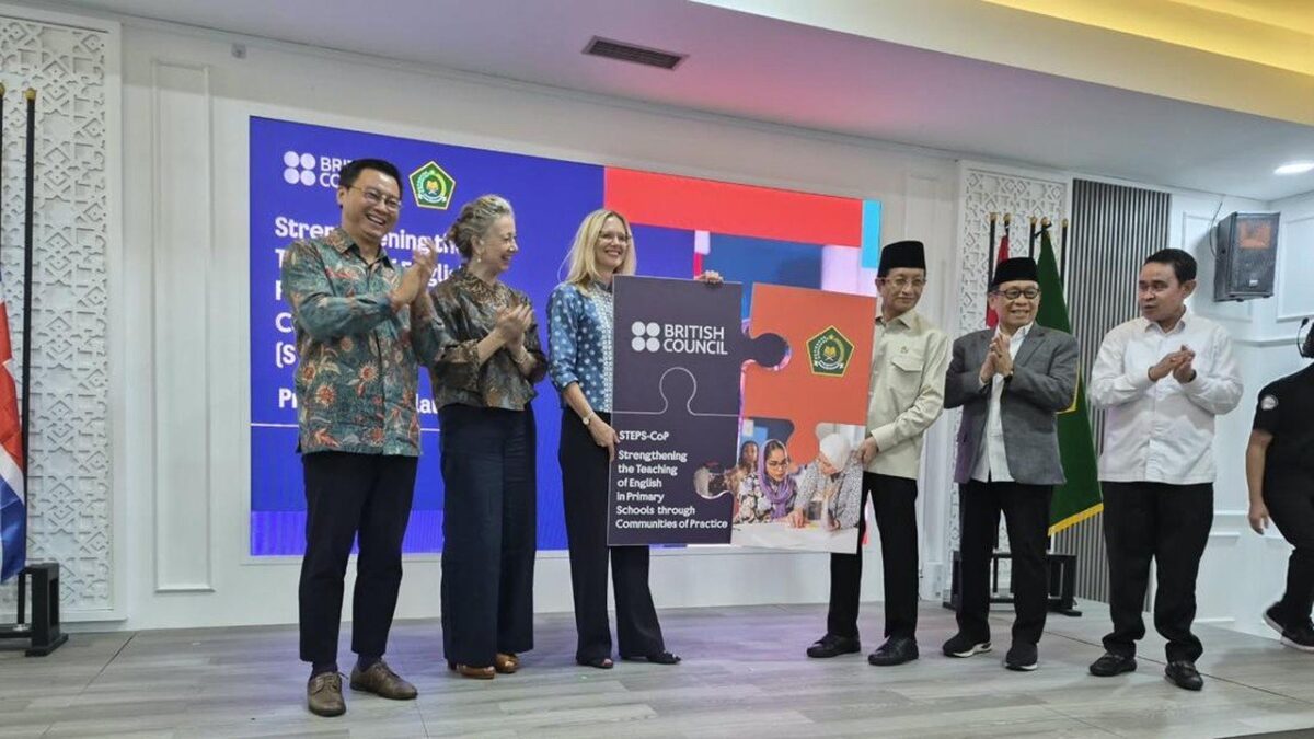 Bahasa Inggris Wajib di MI Mulai 2027, Kemenag Latih Ribuan Guru