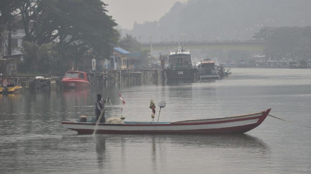 Kabut Asap Karhutla, Aceh Imbau Sekolah Terapkan PJJ Hingga 21 Oktober 2026