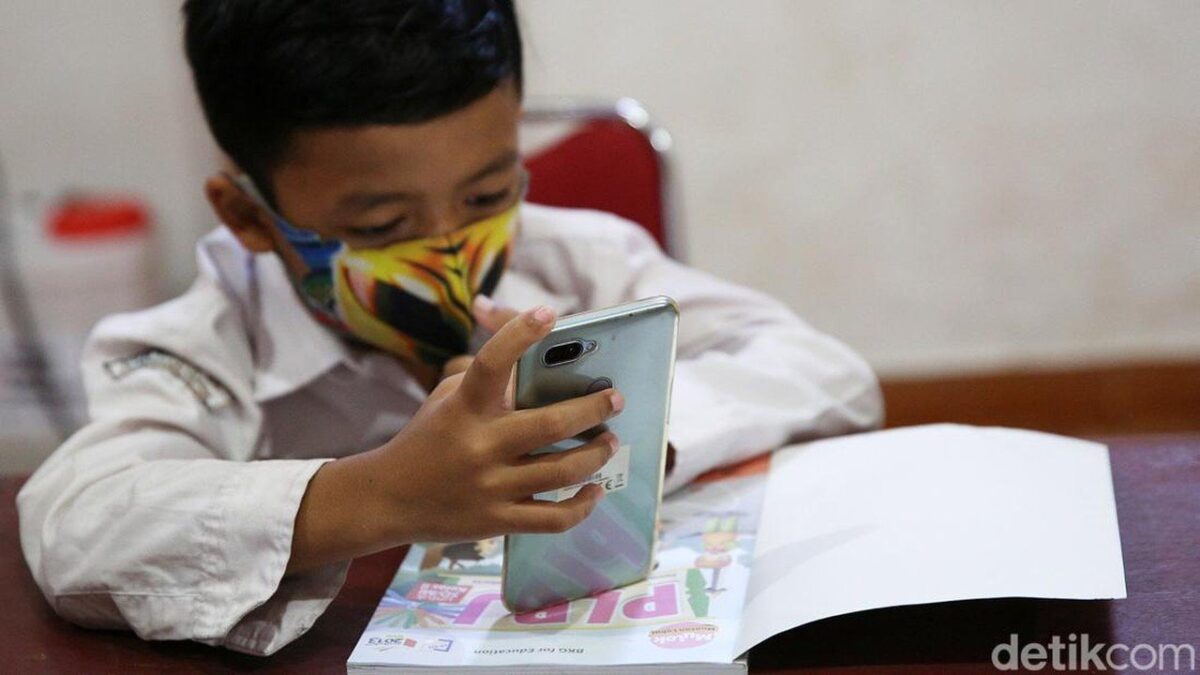 Kabut Asap Karhutla, Sekolah di Sumut Terapkan PJJ hingga 21 Oktober