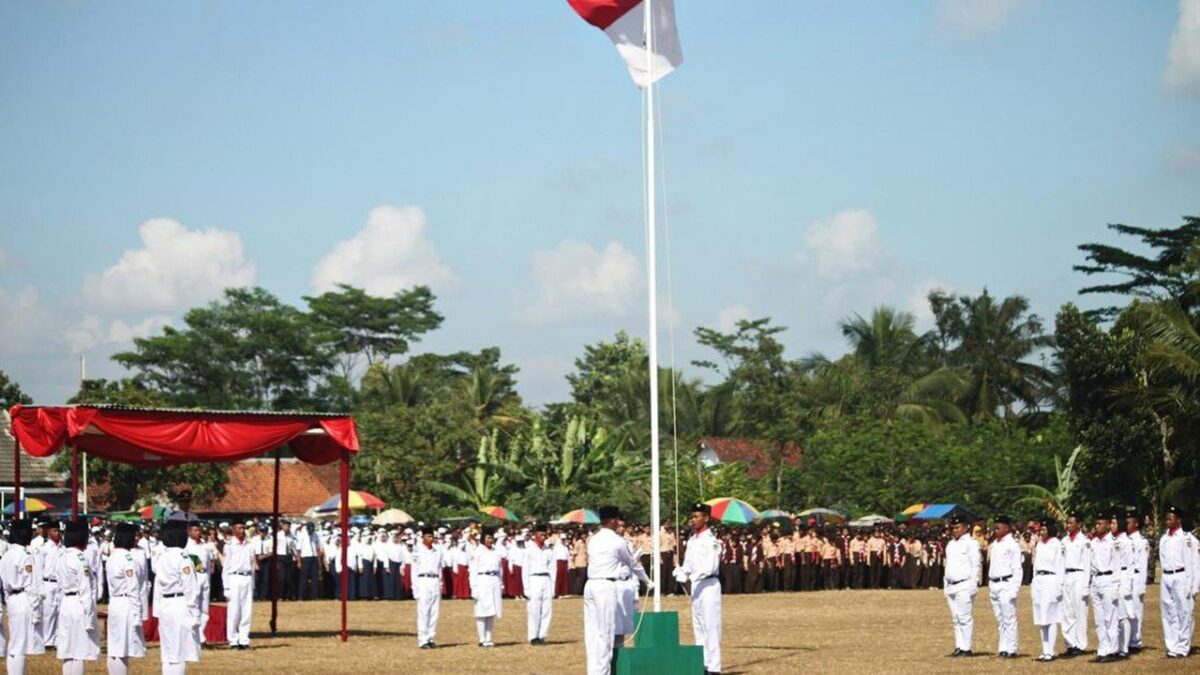 Panduan Upacara Sumpah Pemuda dari Kemendikdasmen, Sekolah Tetap Masuk