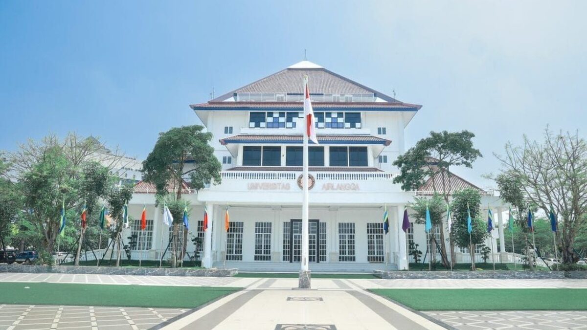 Unair Puncaki Daftar Universitas Terbaik Jatim Versi THE WUR 2027